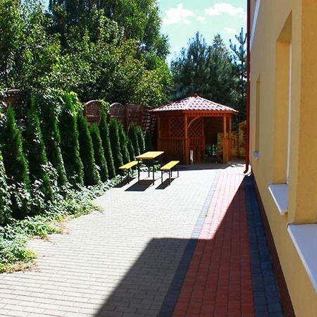 Hotelik Jankowski Raszyn Exteriör bild
