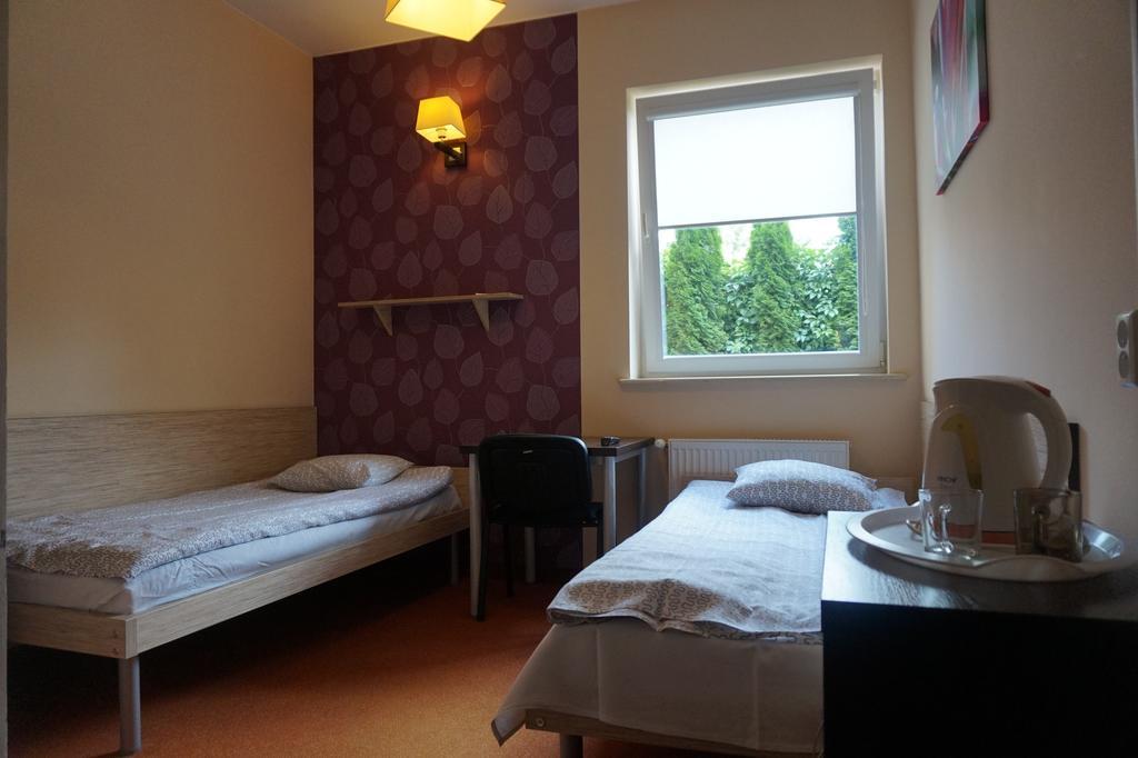 Hotelik Jankowski Raszyn Exteriör bild
