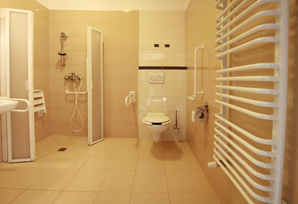 Hotelik Jankowski Raszyn Exteriör bild